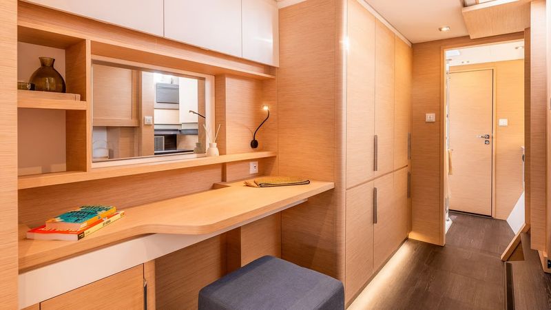Fountaine Pajot New 41 | Zefiro