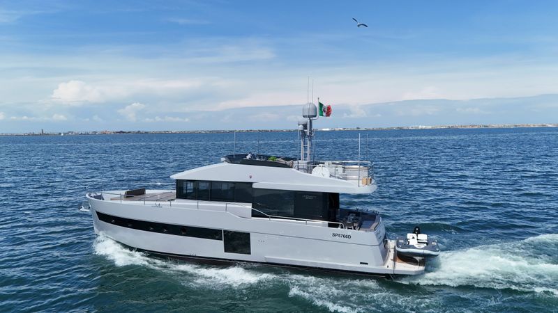 Sundeck 550 | Ephelide