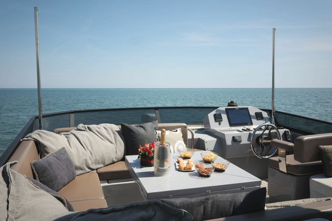 Sundeck 550 | Ephelide