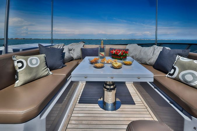 Sundeck 550 | Ephelide