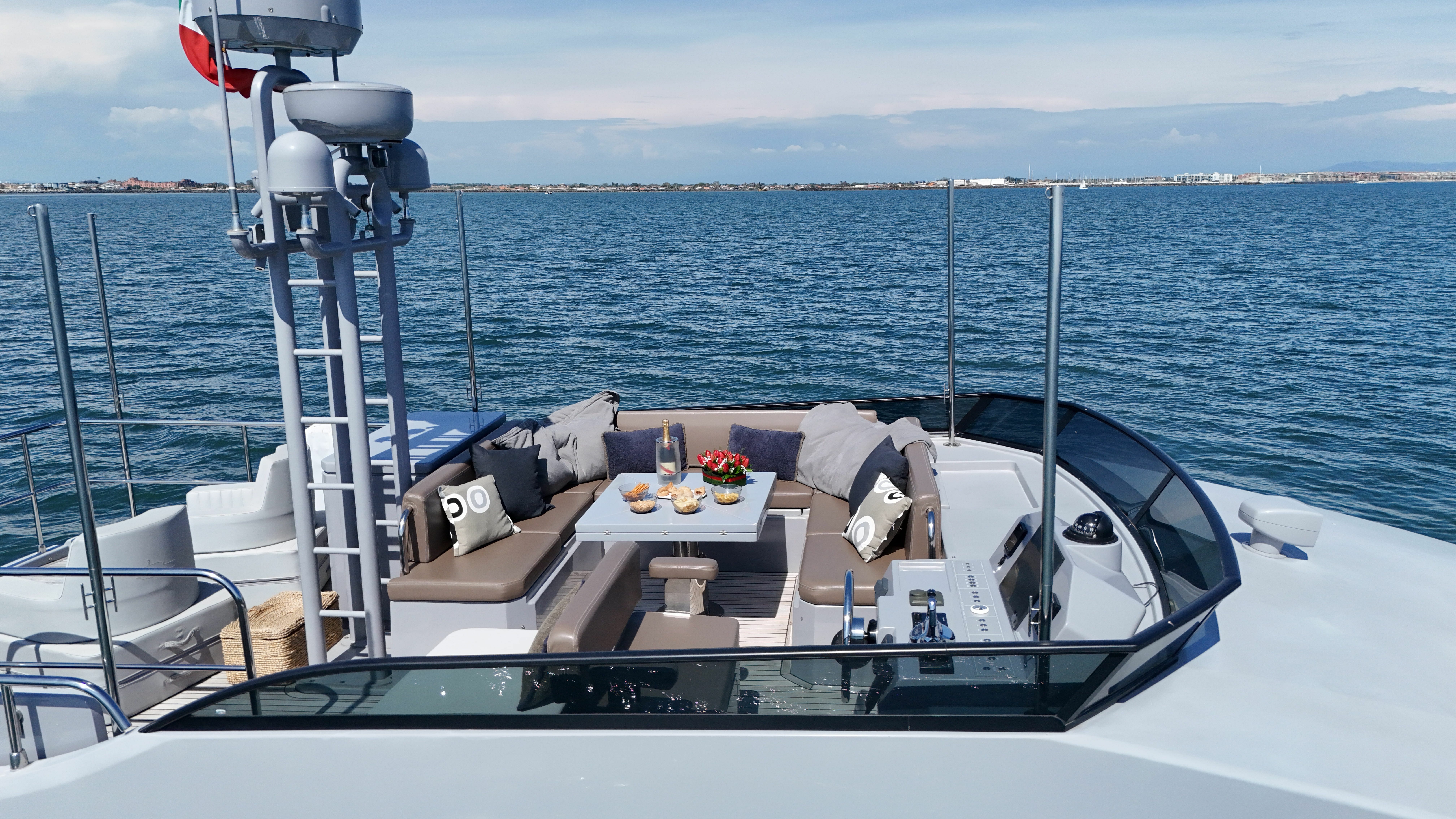 Sundeck 550 | Ephelide
