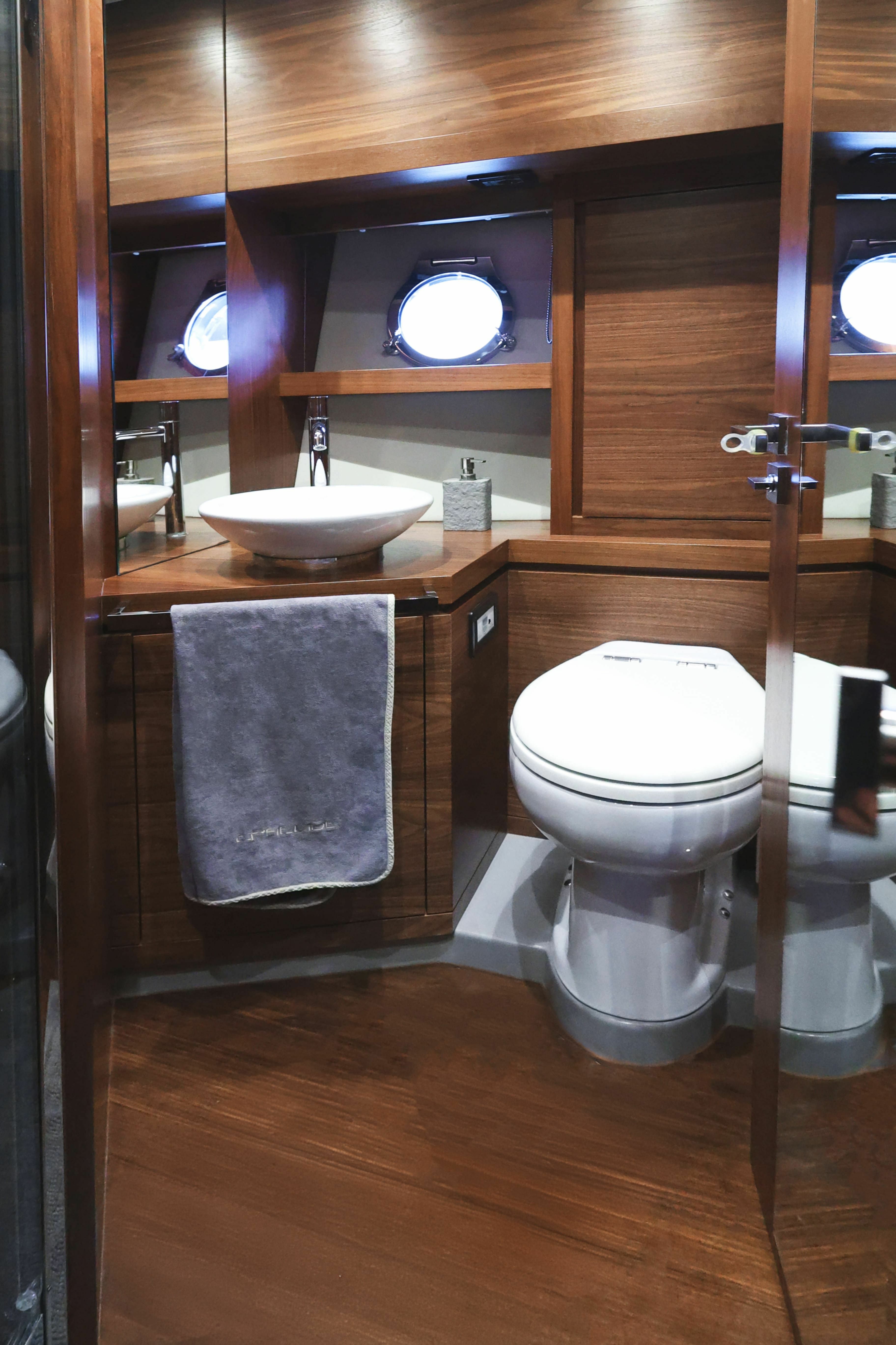 Sundeck 550 | Ephelide