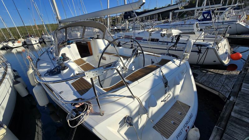 Beneteau First 40.7 | Fast Forward