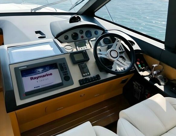 Princess V52 | Solorada