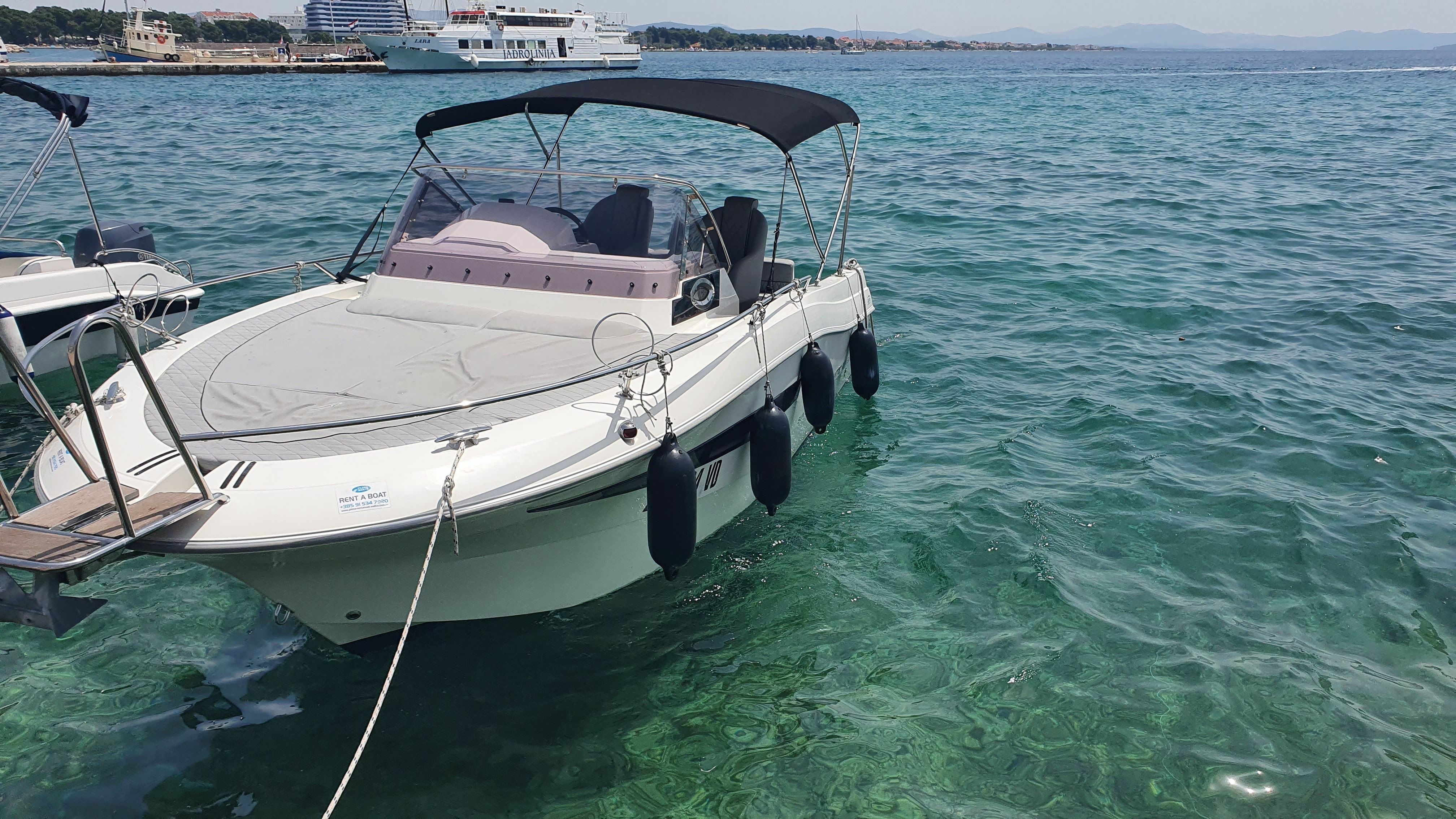 Atlantic Marine 690 | Toni