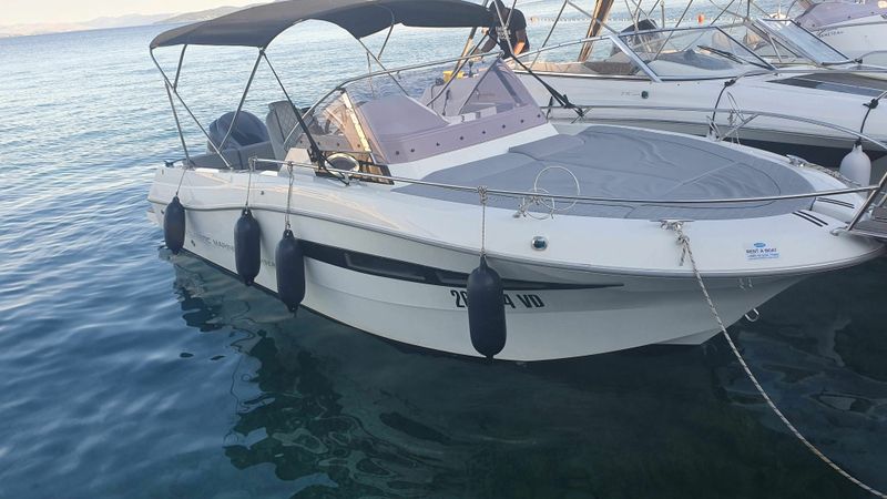 Atlantic Marine 690 | Toni