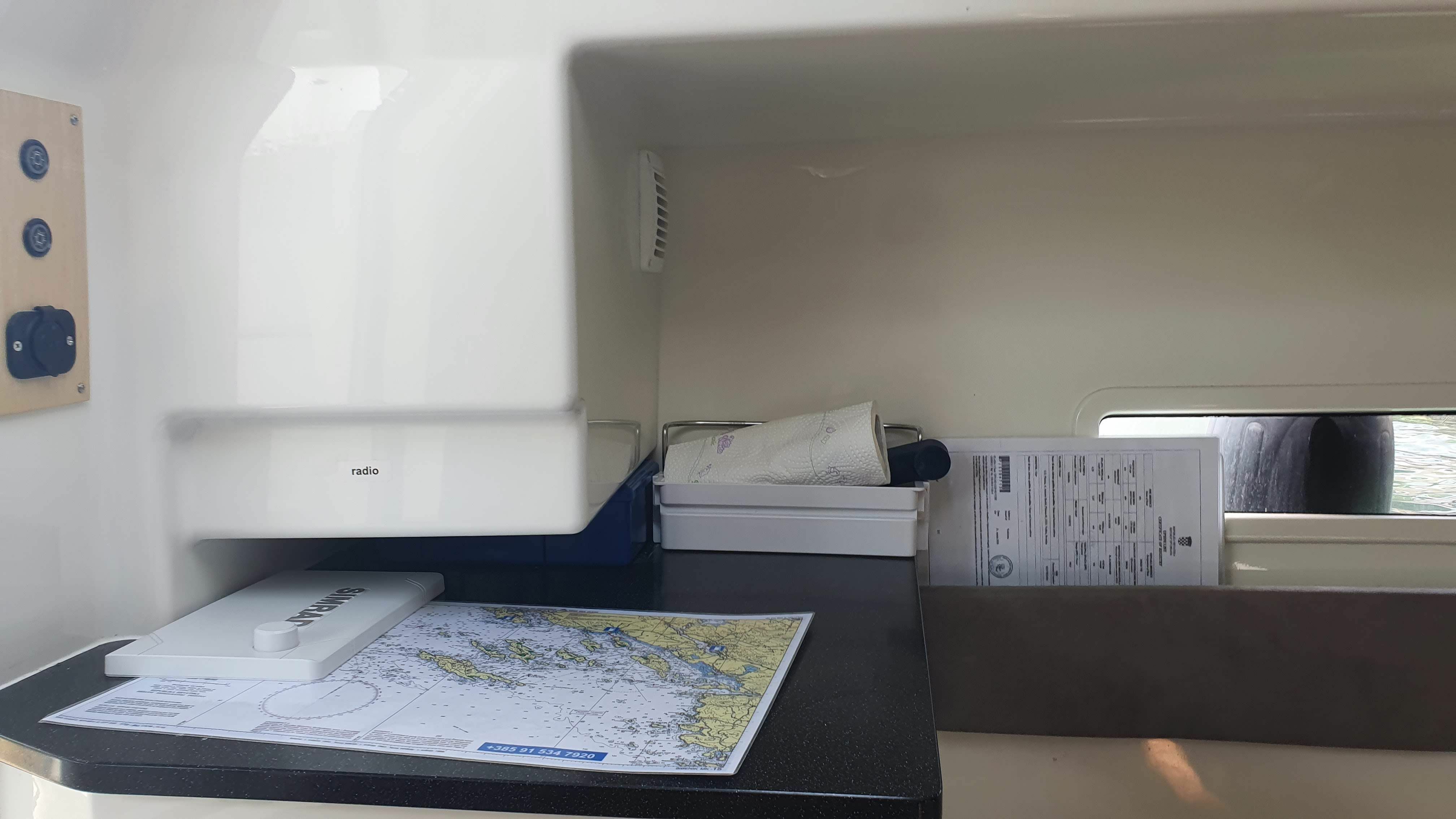 Atlantic Marine 690 | Toni