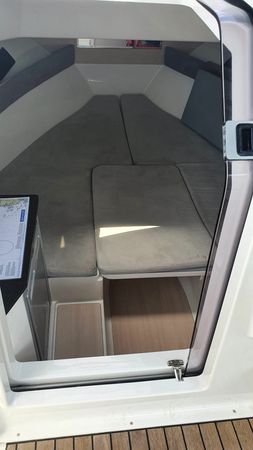 Atlantic Marine 690 | Toni