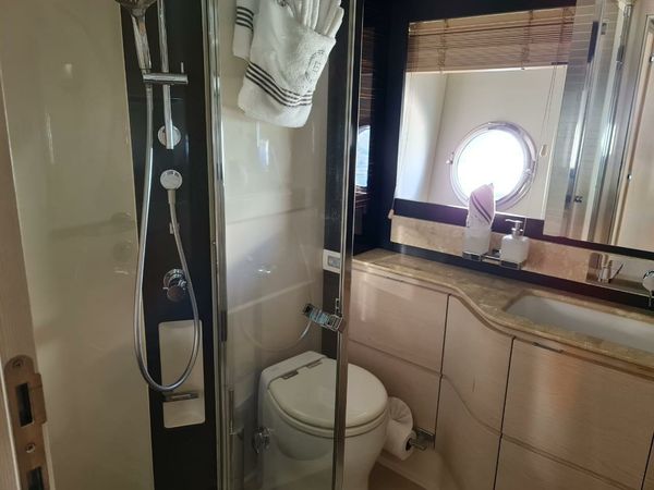 Azimut 66 | Mi Bluu