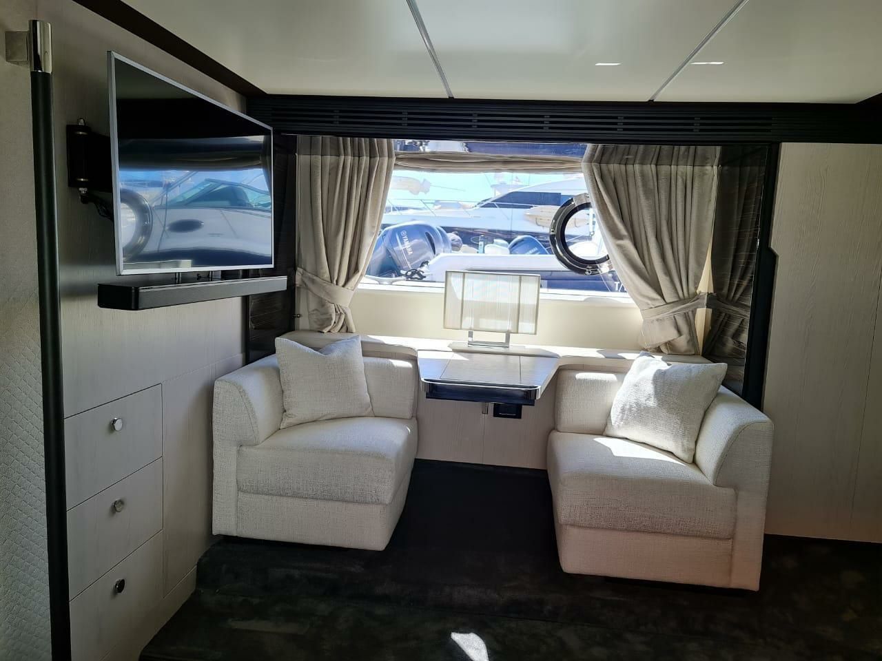 Azimut 66 | Mi Bluu