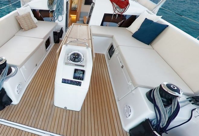 Jeanneau Sun Odyssey 490 | Suami