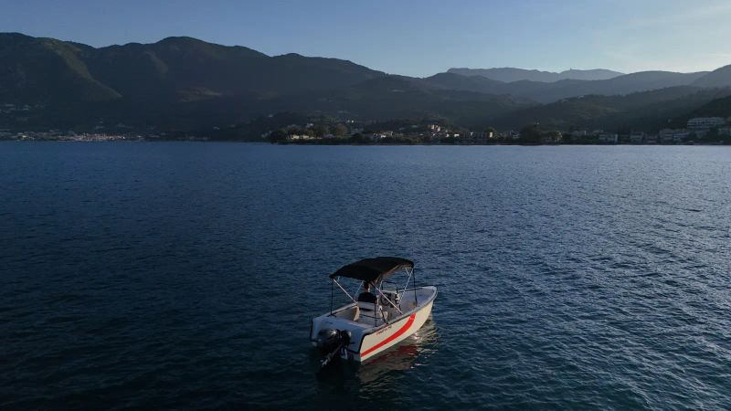 Trygons Redfin 49 | Bolt