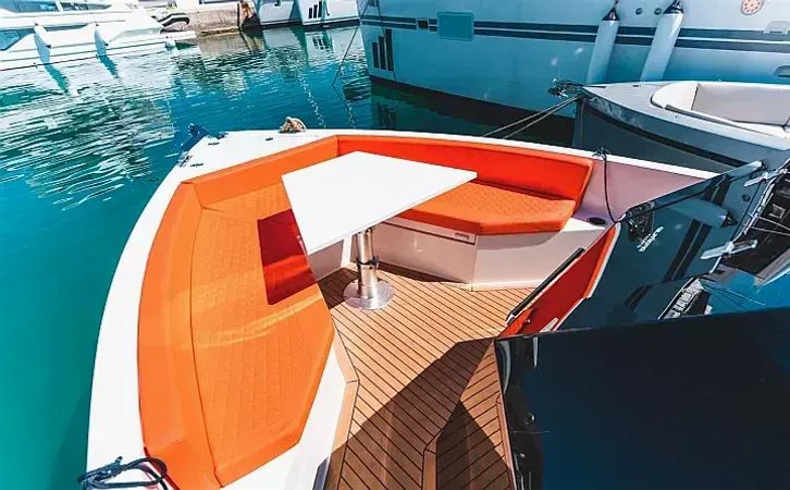 De Antonio D28 | Lav