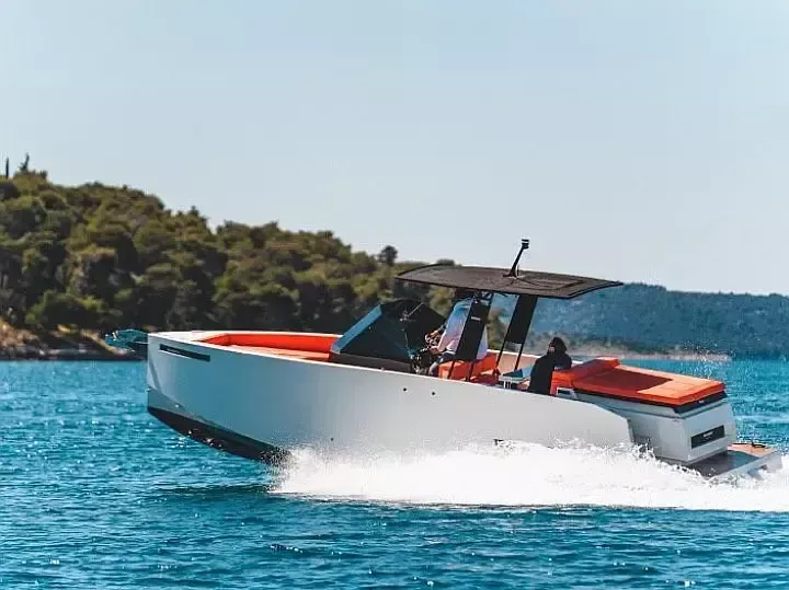De Antonio D28 | Lav