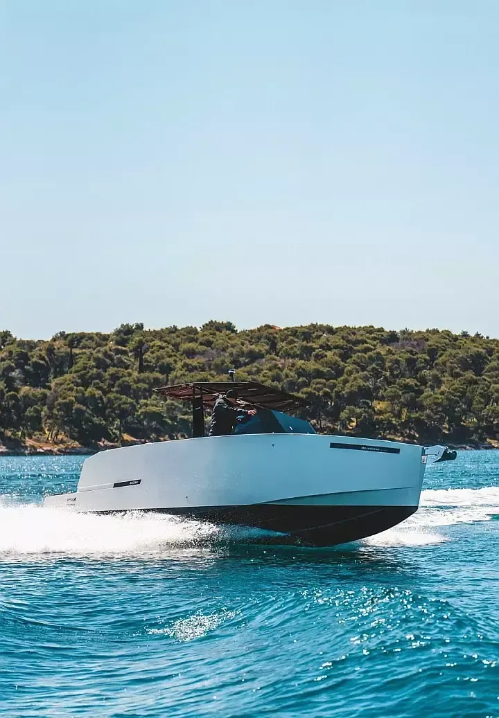 De Antonio D28 | Lav