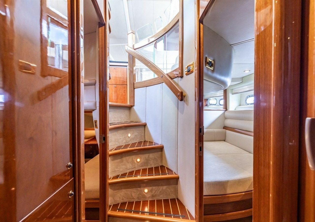 Sealine T51 | Levano