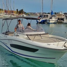 Jeanneau Cap Camarat 7.5 WA | Sofija