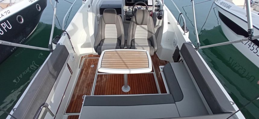 Jeanneau Cap Camarat 7.5 WA | Sofija