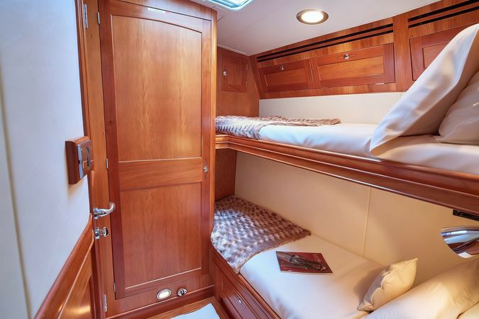Trehard 90 | Dark Star of London