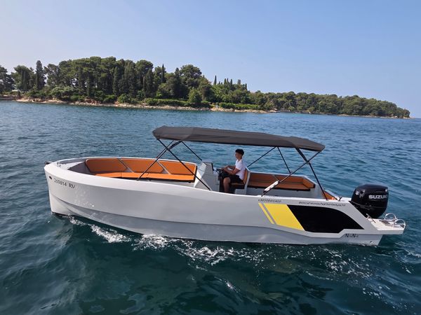 Custom Built 25 | Noan 700