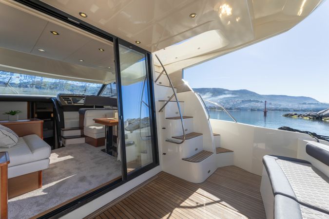 Jeanneau Prestige 400 Fly | Mare Calmo