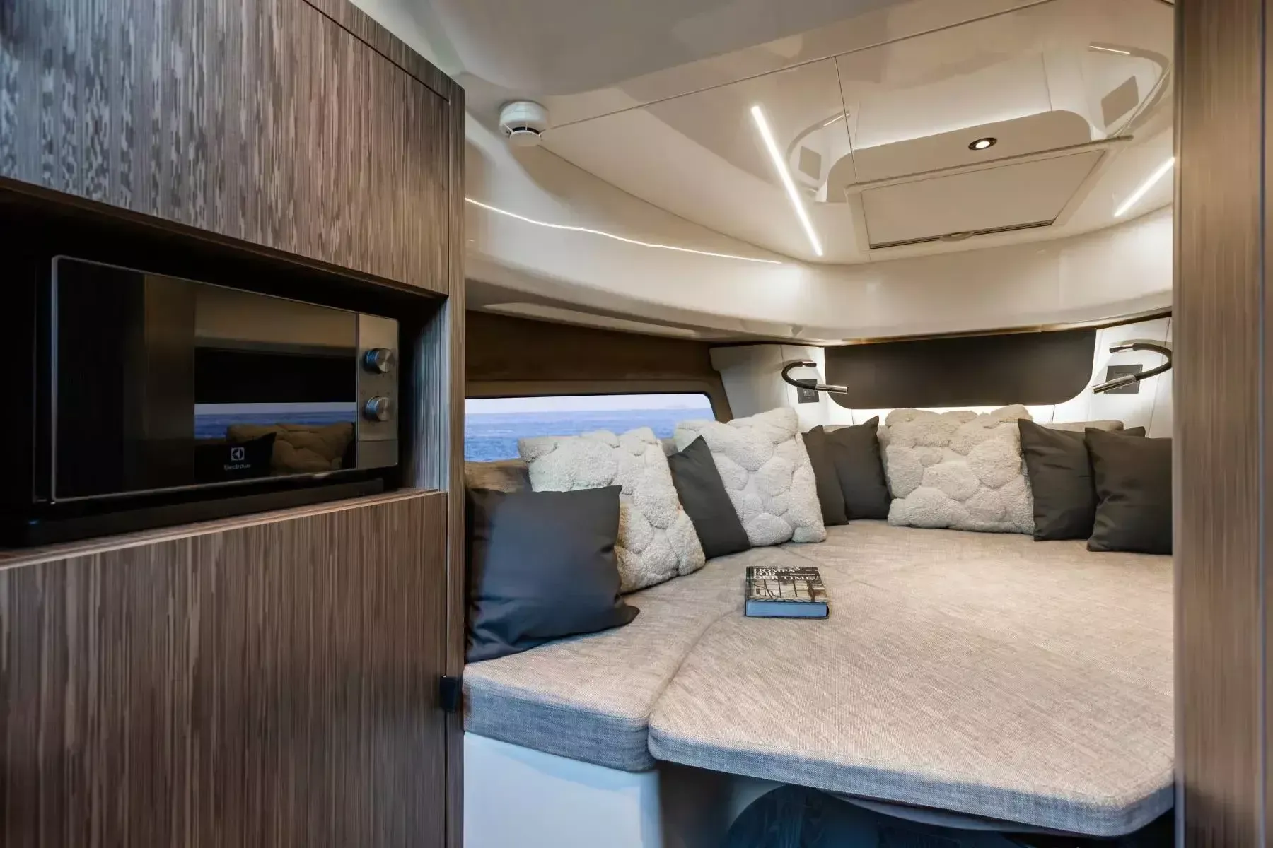 Cranchi 32 | New