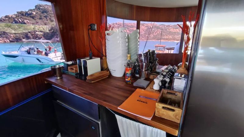 Motor Sailer 110 | Gold Wind