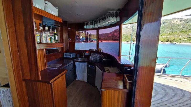 Motor Sailer 110 | Gold Wind