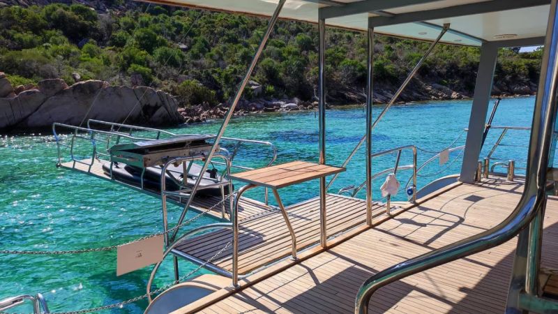 Motor Sailer 110 | Gold Wind