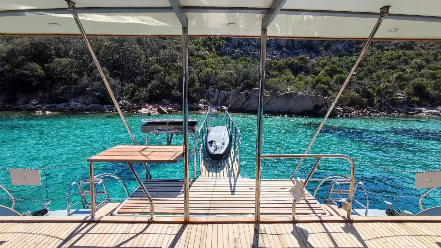 Motor Sailer 110 | Gold Wind