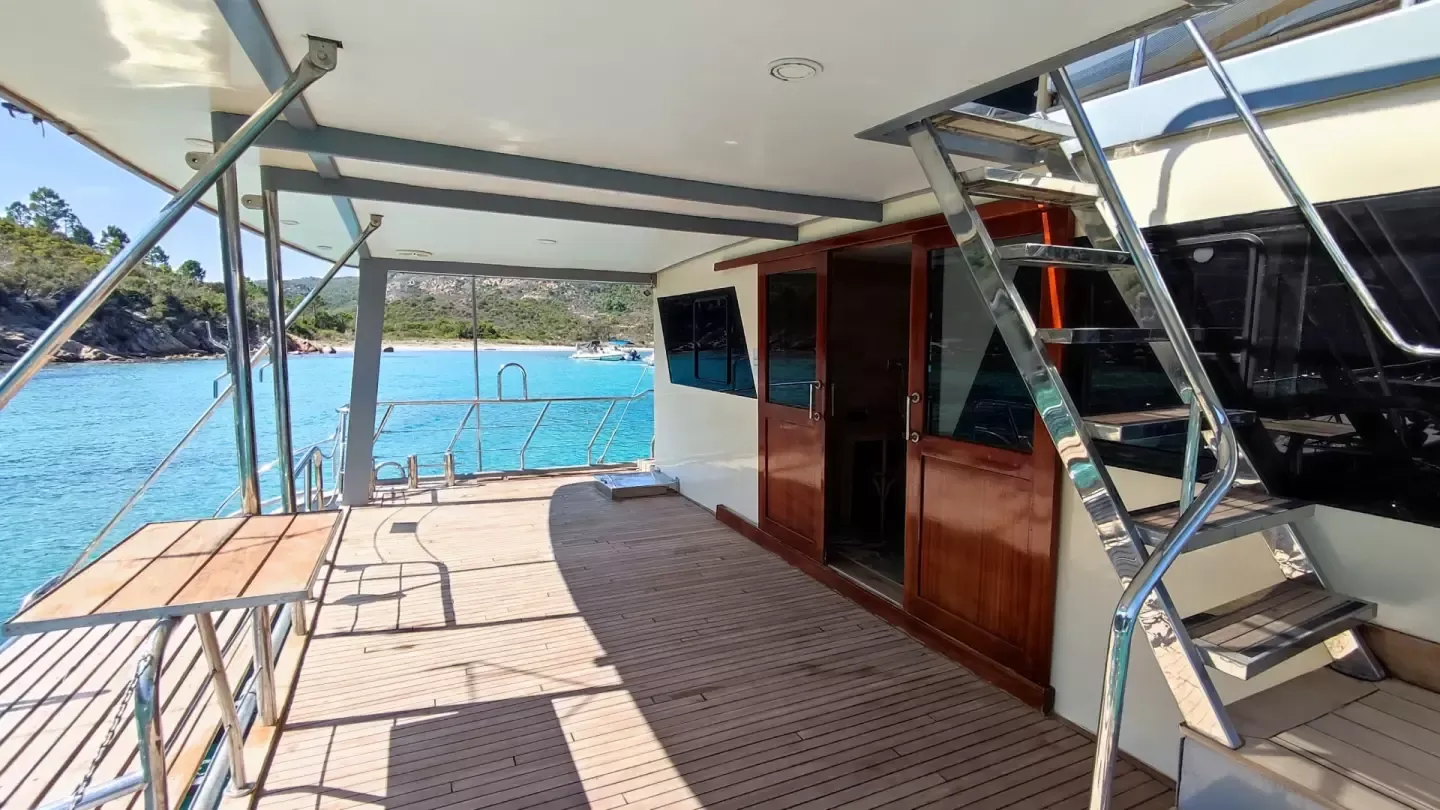 Motor Sailer 110 | Gold Wind