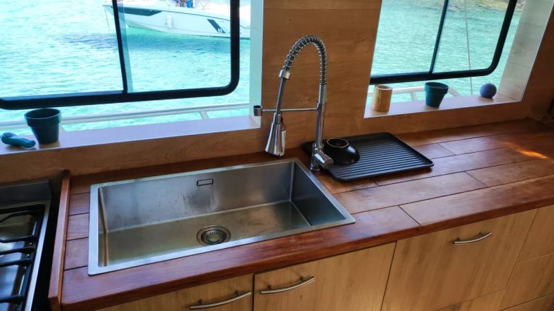 Motor Sailer 110 | Gold Wind