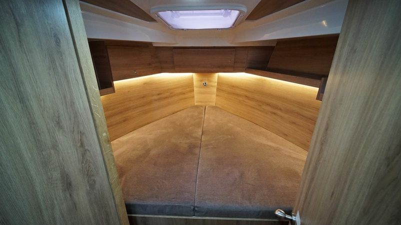 Nikhen Aquasun 34 Sedan | Butterfly