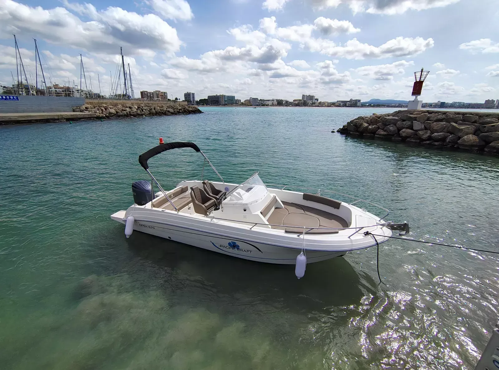 Pacific Craft 670 | Atlas
