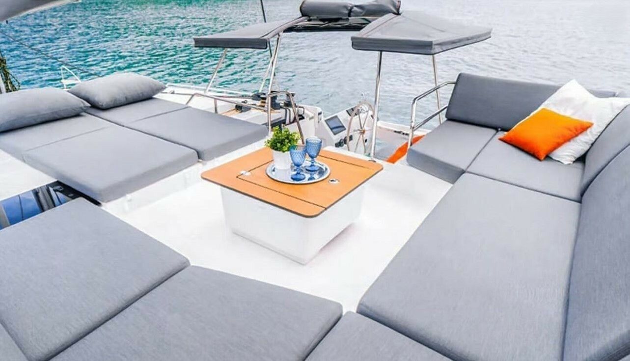 Fountaine Pajot Tanna 47 | Suedama