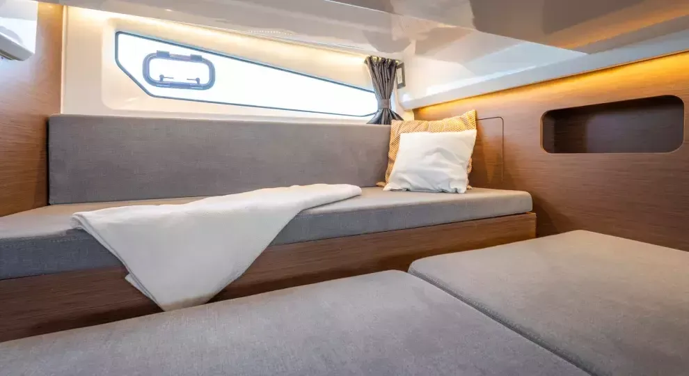 Beneteau Antares 11 | Serenity