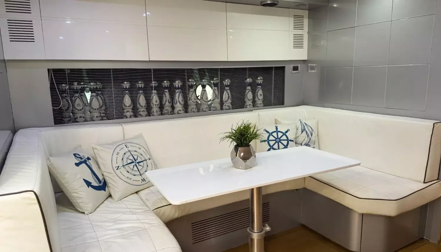 Azimut Atlantis 58 | D Padron