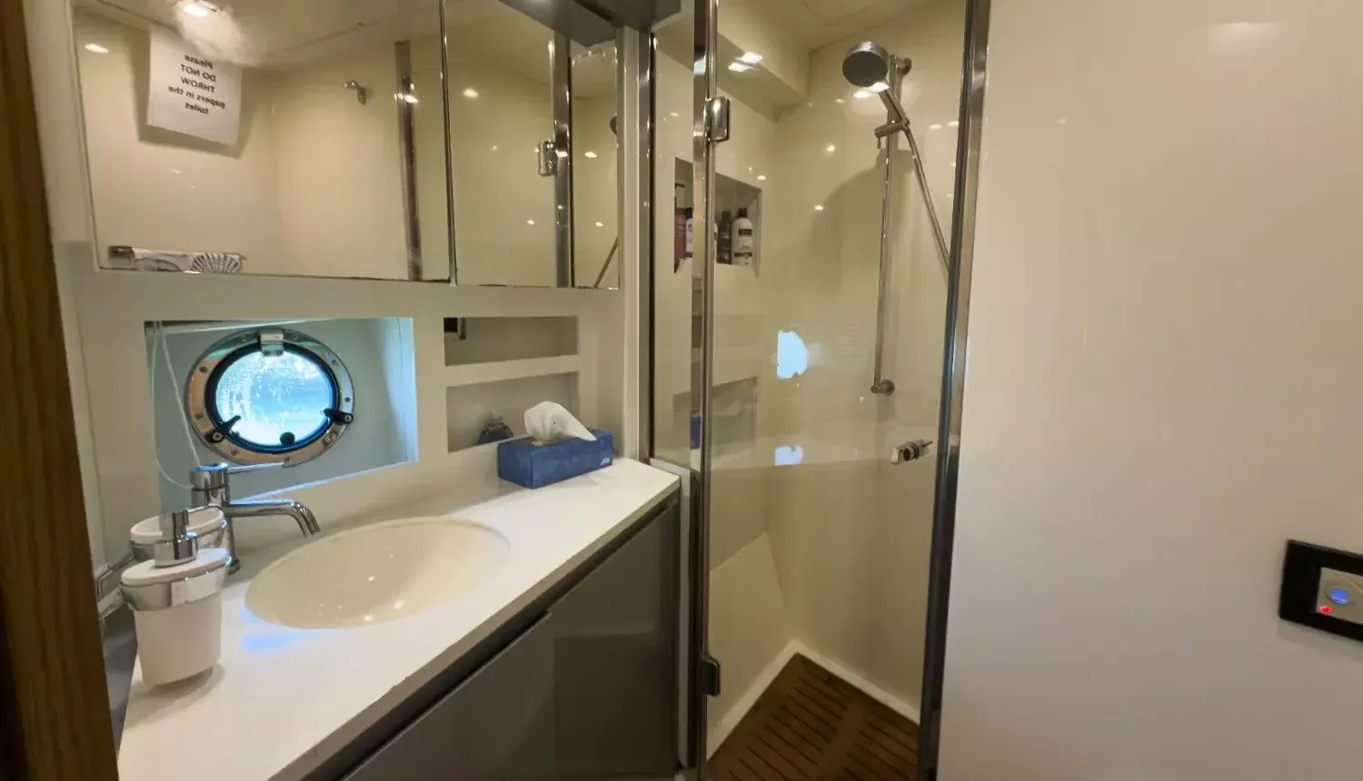 Azimut Atlantis 58 | D Padron