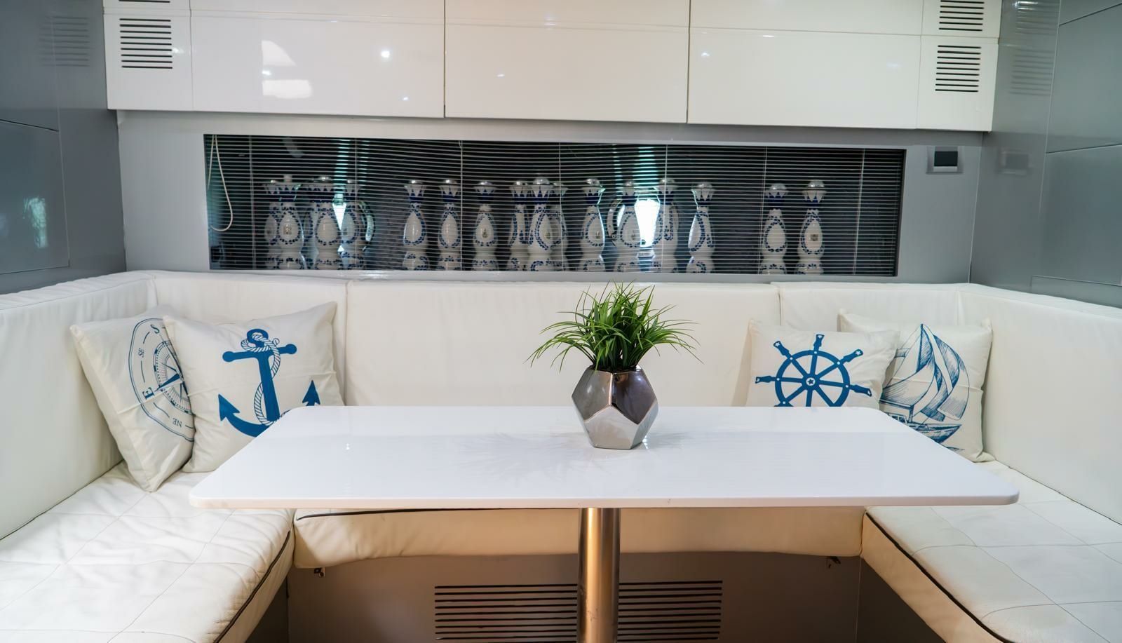 Azimut Atlantis 58 | D Padron