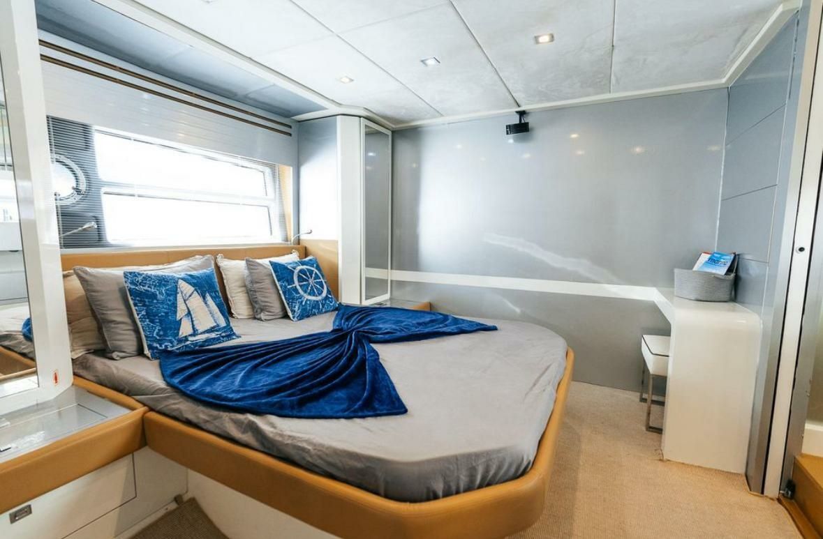 Azimut Atlantis 58 | D Padron