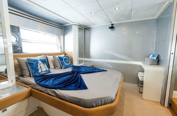 Azimut Atlantis 58 | D Padron