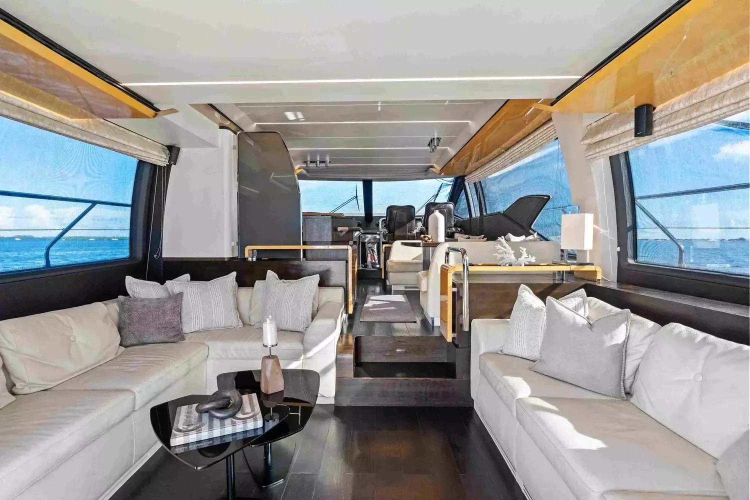 Azimut 66 | The One