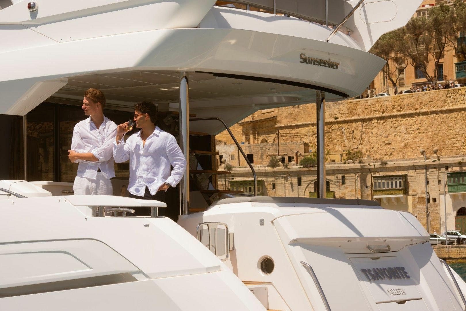 Sunseeker Manhattan 66 | Tsavorite