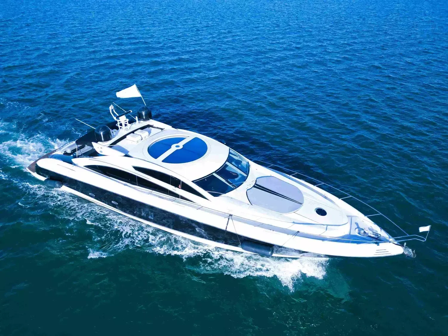 Sunseeker 82 | The Gambler