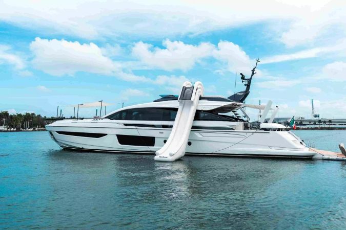 Azimut S10 | Rosa