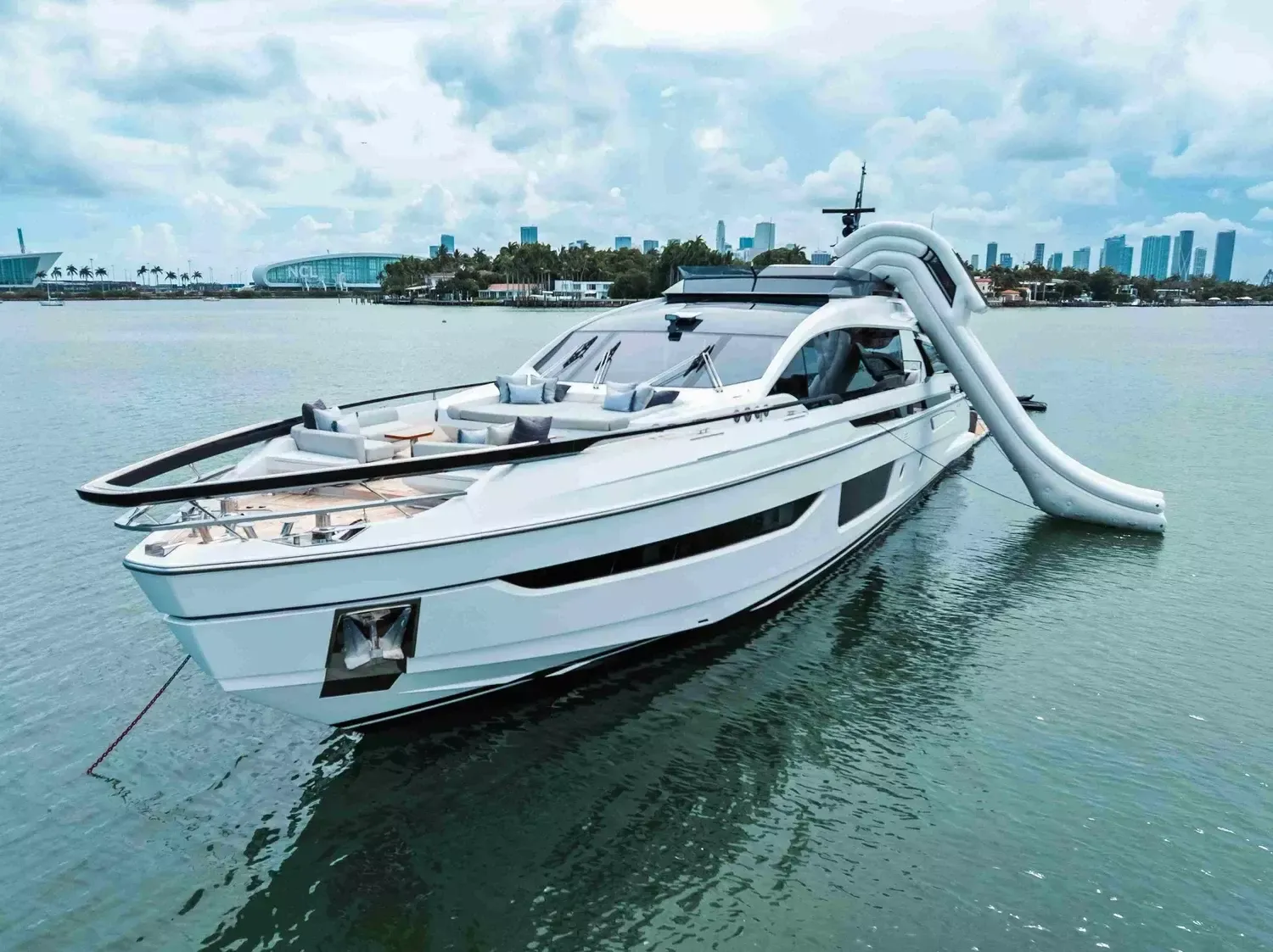 Azimut S10 | Rosa