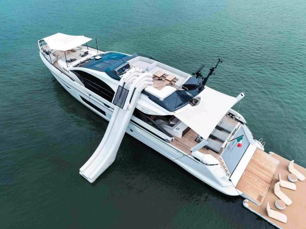 Azimut S10 | Rosa