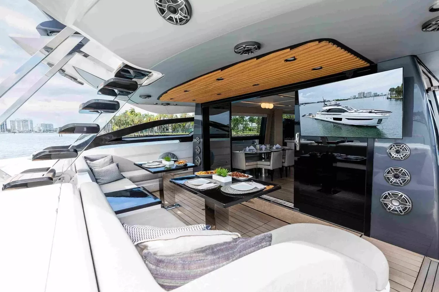 Azimut S10 | Rosa