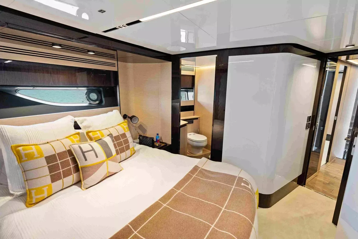 Azimut S10 | Rosa