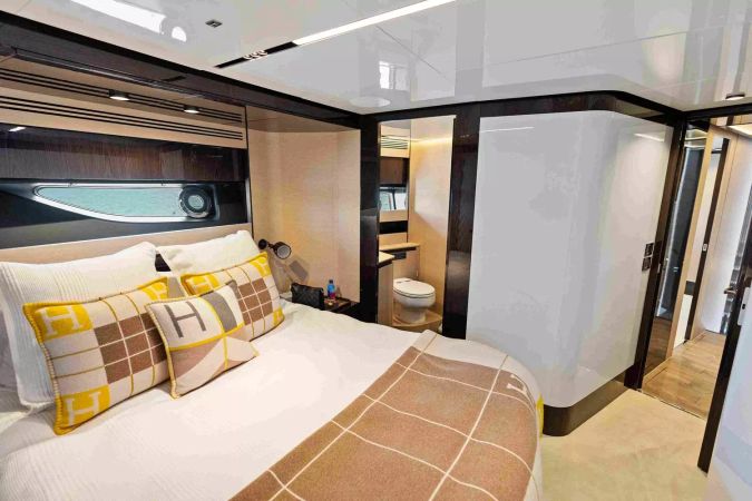 Azimut S10 | Rosa